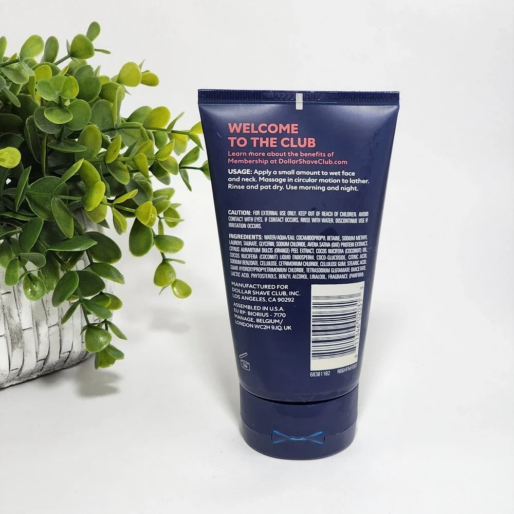 Dollar Shave Club Face Wash Cleanses & Hydrates for Men Hydrating 5 fl oz /148mL